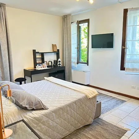 Casa de hóspedes Trevisi - -free Parking Treviso